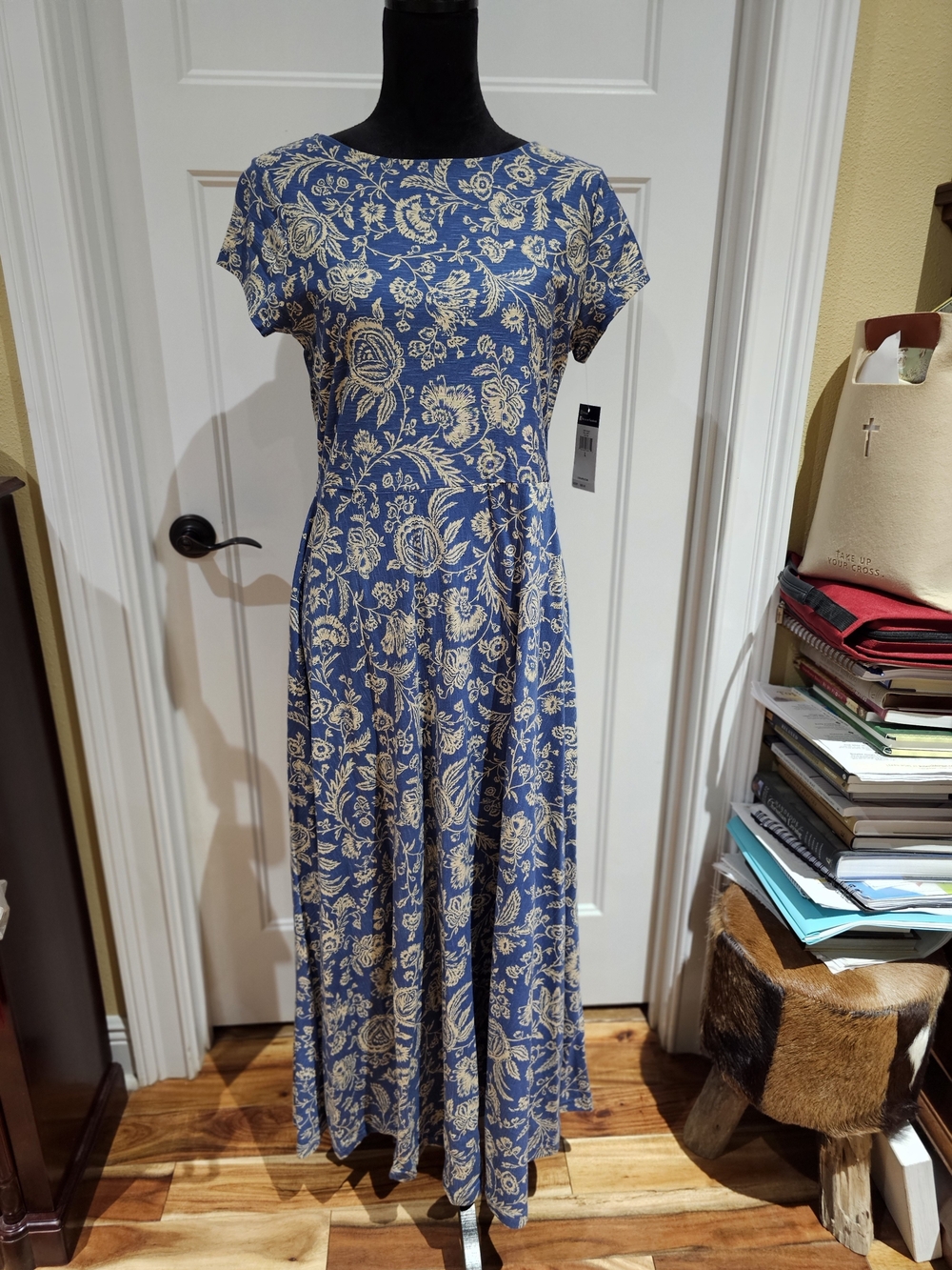 Chaps Blue Maxi Dress with Cream Floral Print & Back Open Scoop Neckline, NWT